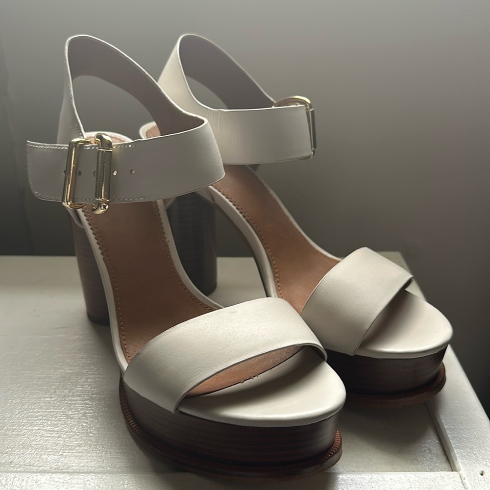 Platform heel